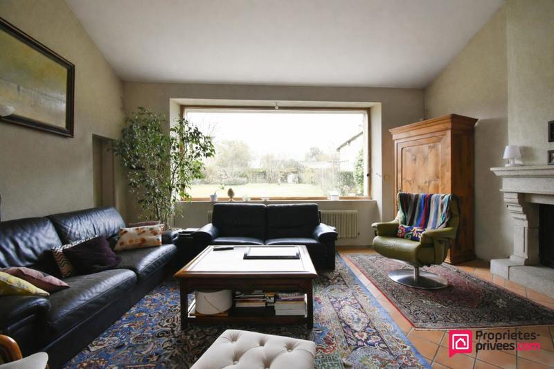 Maison - 253 m² - 8 pièces