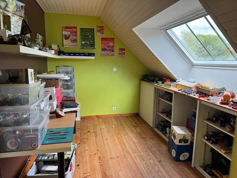 Propriété - 122 m² - 6 pièces