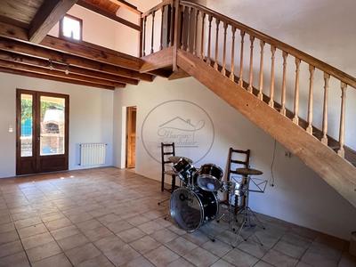 Maison - 147 m² - 6 pièces