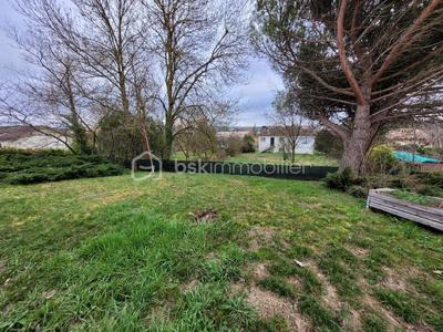 Maison traditionnelle - 155 m² - 6 pièces