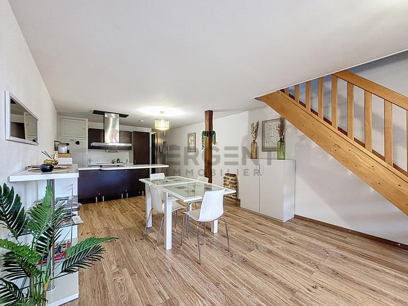 Duplex - 63 m² - 3 pièces