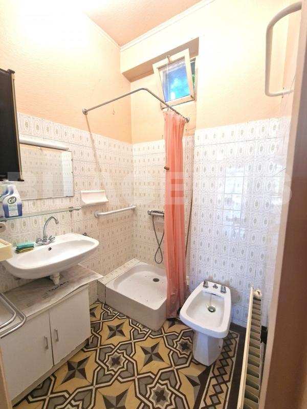 Maison - 235 m² - 5 pièces