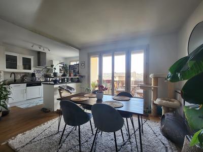 Appartement - 66 m² - 4 pièces