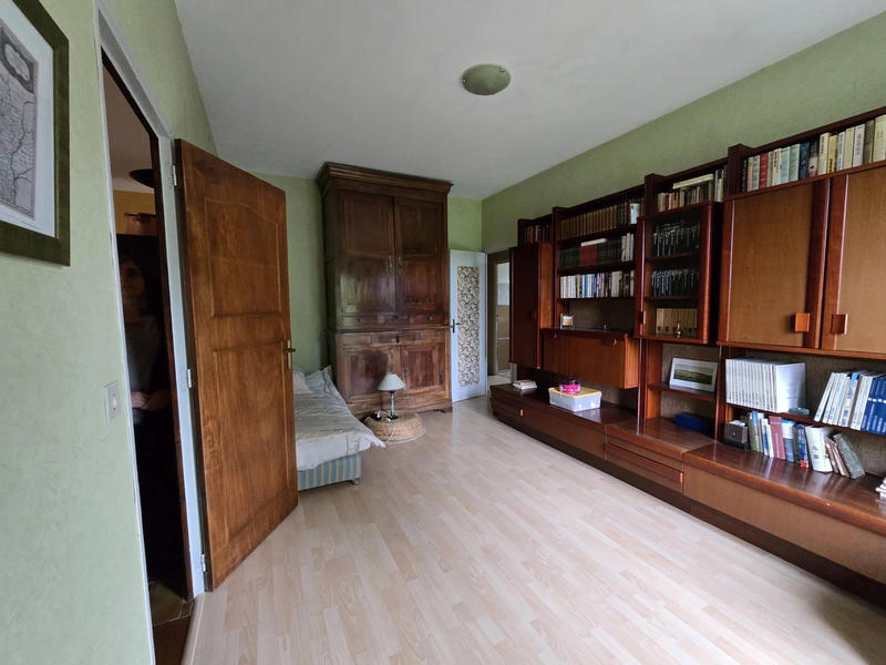 Maison - 197 m² - 8 pièces