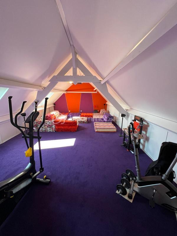 Maison - 157 m² - 7 pièces