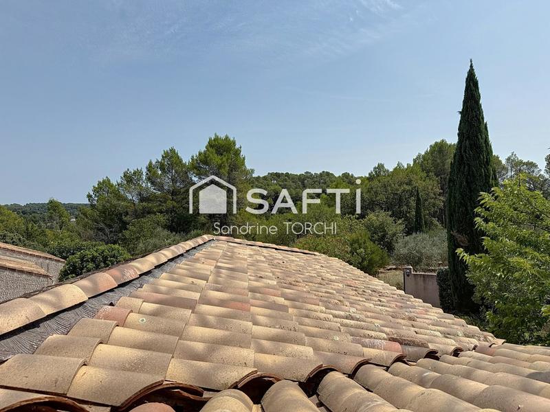 Maison - 105 m² - 4 pièces