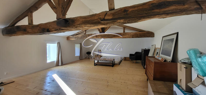 Maison ancienne - 226 m² - 10 pièces