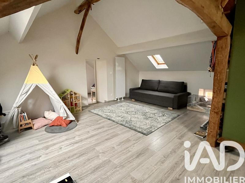 Maison - 222 m² - 6 pièces
