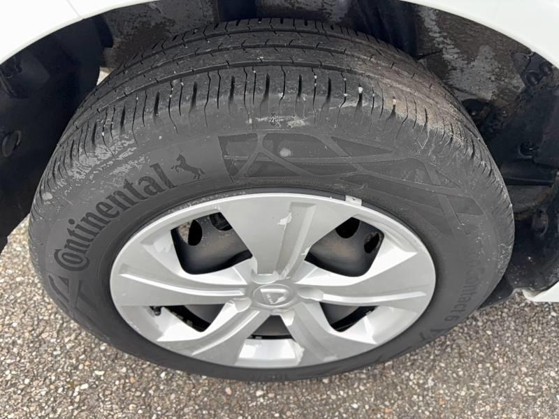 Dacia Sandero SCe 65 - 22 Essentiel