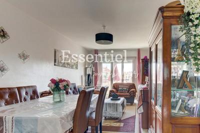 Appartement - 72 m² - 3 pièces