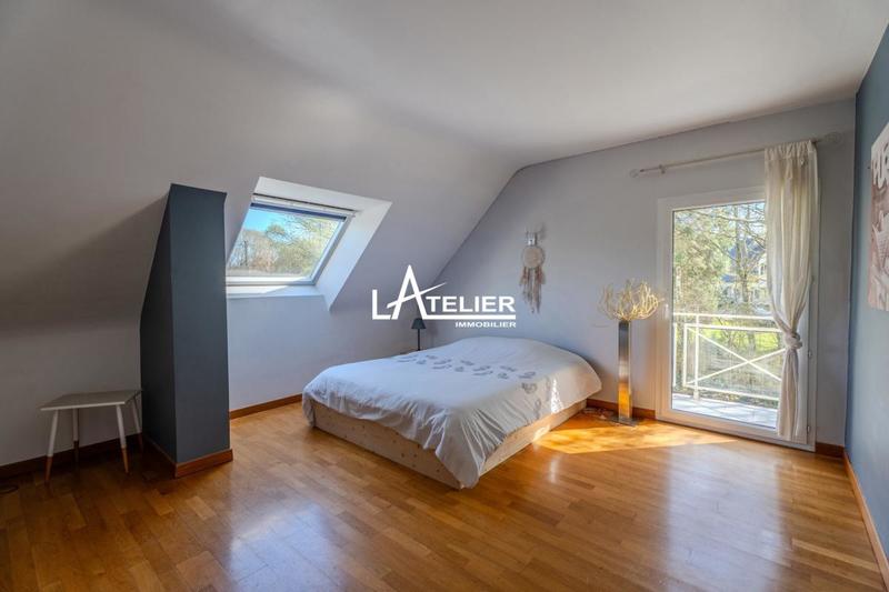 Villa - 283 m² - 9 pièces