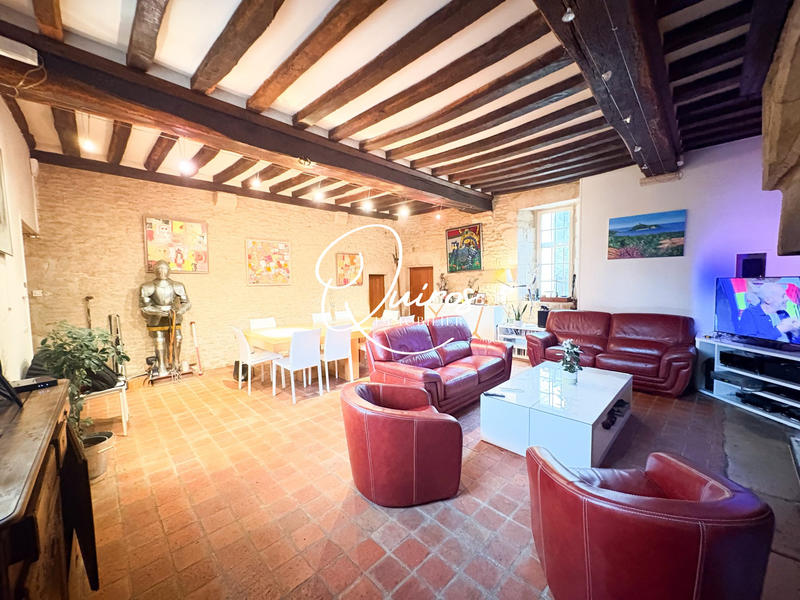 Bastide - 300 m² - 7 pièces