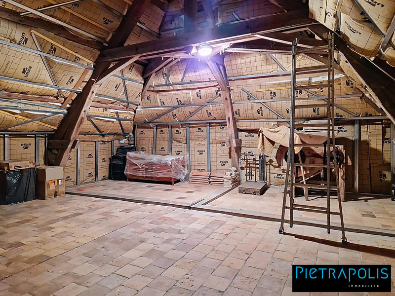 Maison - 204 m² - 6 pièces