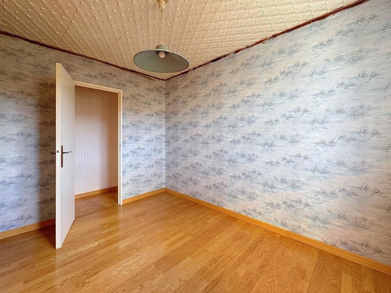 Maison - 102 m² - 5 pièces