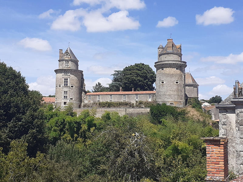 Maison - 200 m² - 6 pièces