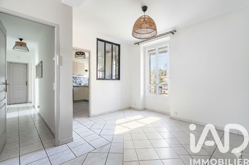 Appartement - 105 m² - 5 pièces