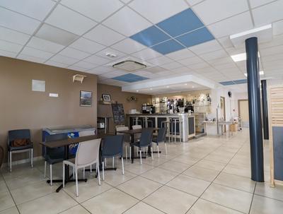 Fonds de commerce - 220 m²