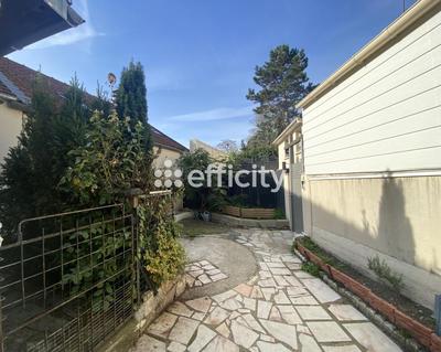 Appartement - 121 m² - 5 pièces