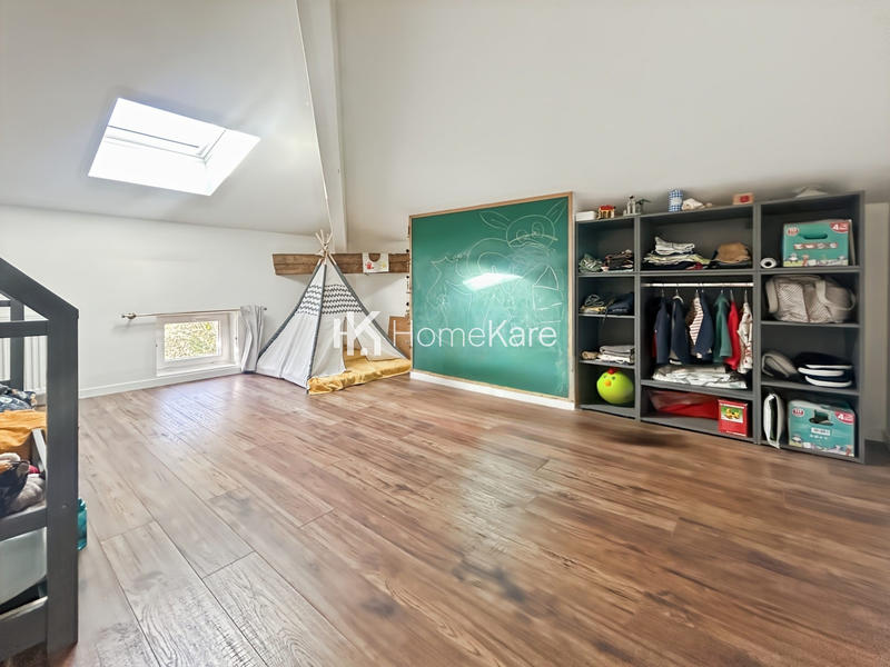 Maison - 170 m² - 6 pièces