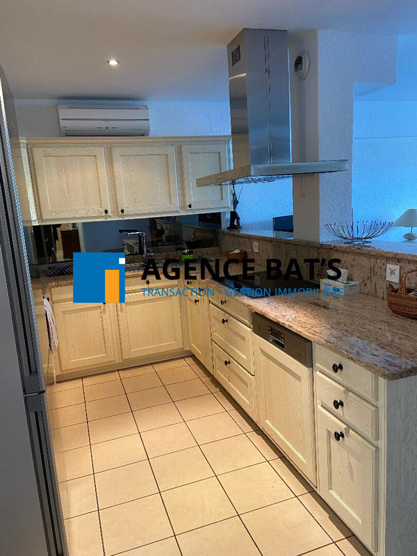 Appartement - 85 m² - 3 pièces