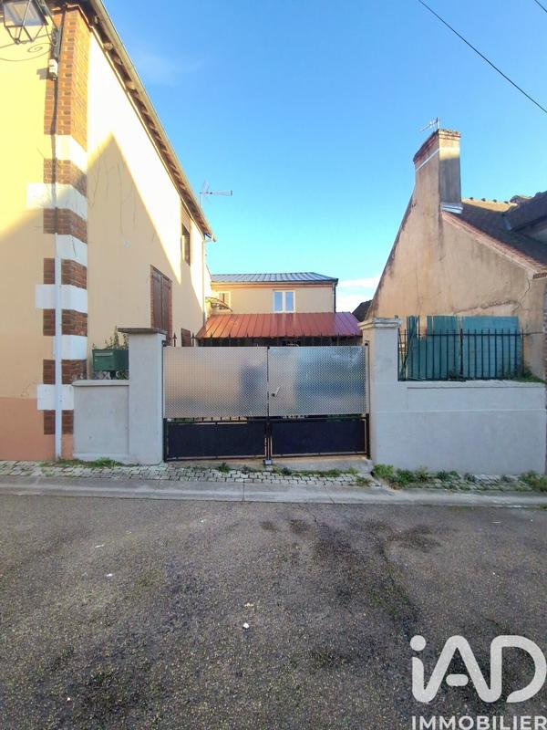 Maison - 101 m² - 8 pièces