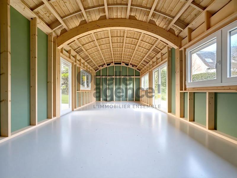 Maison - 163 m² - 8 pièces