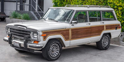 Jeep Wagoneer Grand