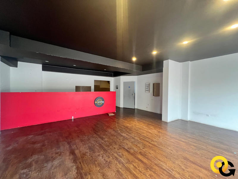 Local commercial - 120 m²