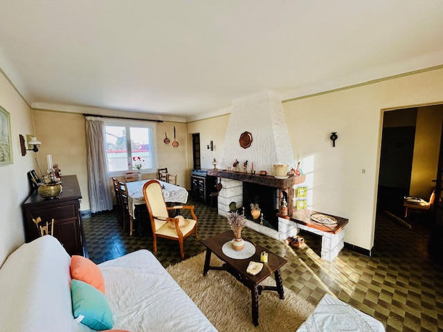 Maison - 148 m² - 3 pièces