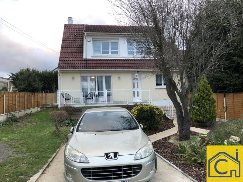 Maison - 108 m² - 6 pièces