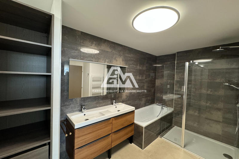 Appartement - 100 m² - 4 pièces