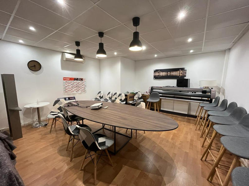 Local d'activité / Entrepôt - 550 m²