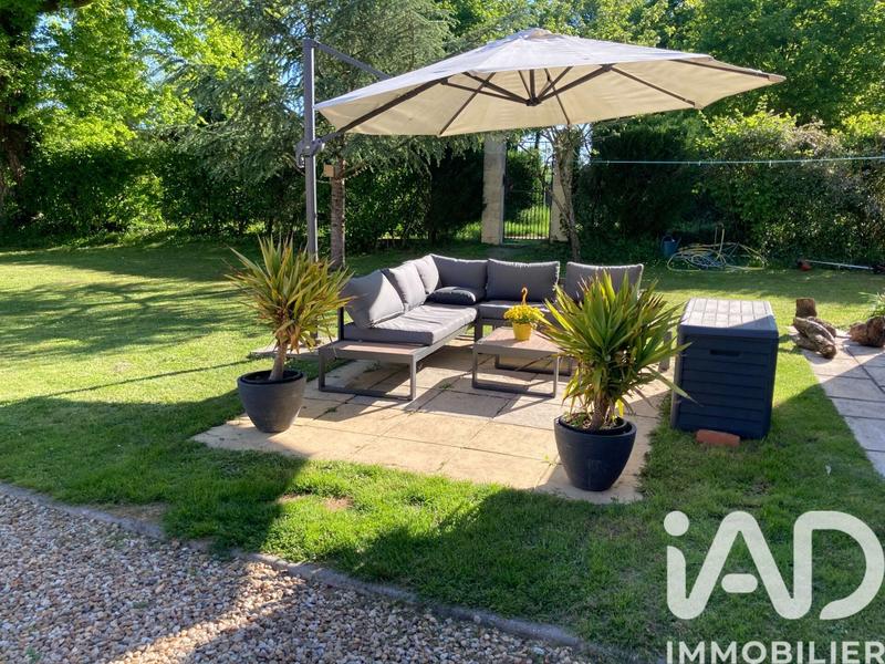 Maison - 327 m² - 13 pièces