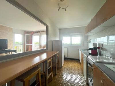 Appartement - 83 m² - 4 pièces