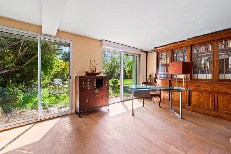 Maison - 289 m² - 10 pièces