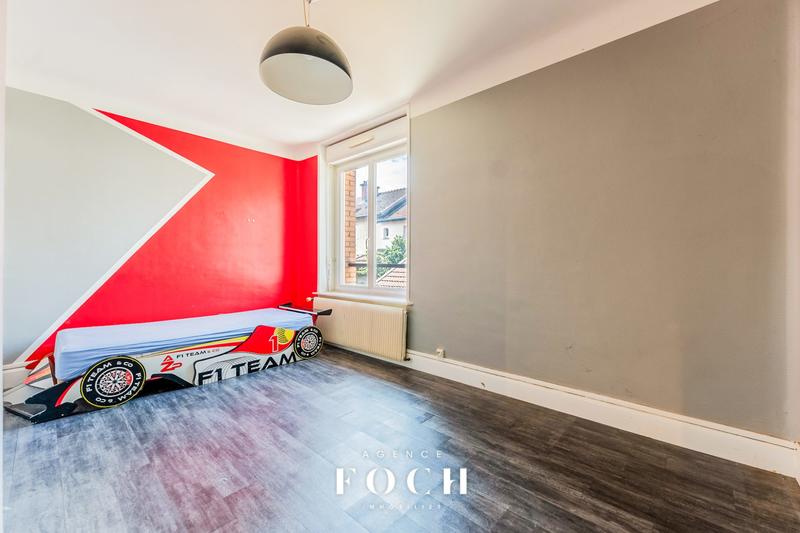 Maison - 107 m² - 5 pièces