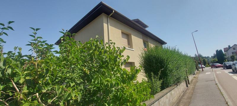 Maison - 204 m² - 8 pièces
