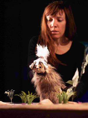 Sur les Pas d'Oodaaq - Compagnie les décintrés (en costume)