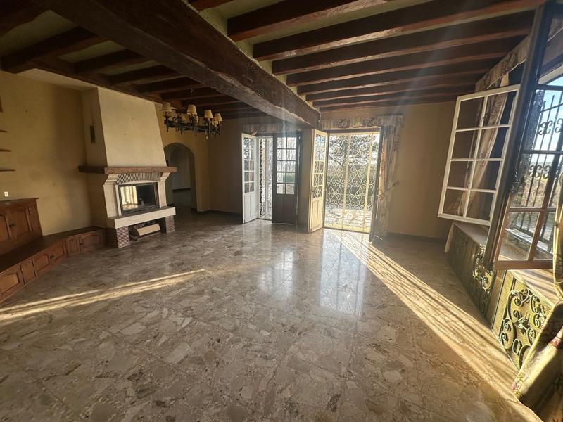 Maison - 200 m² - 7 pièces