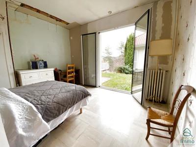 Maison - 185 m² - 7 pièces