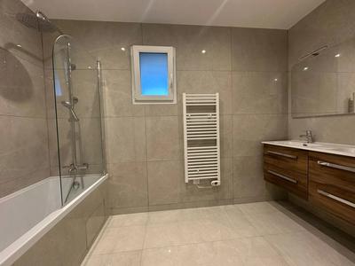 Appartement - 109 m² - 4 pièces