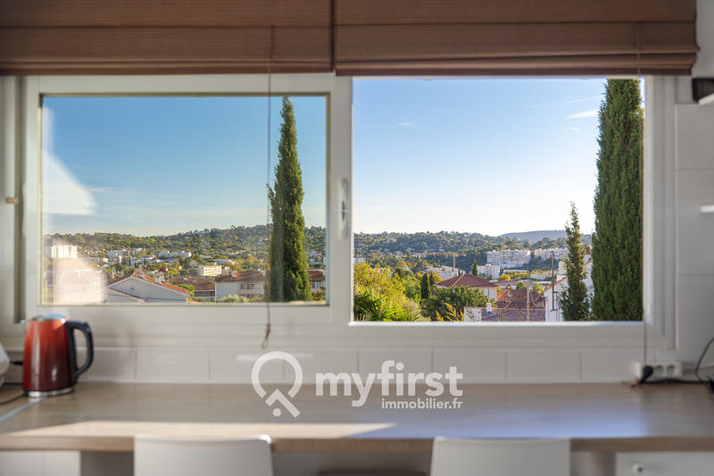 Maison - 163 m² - 5 pièces