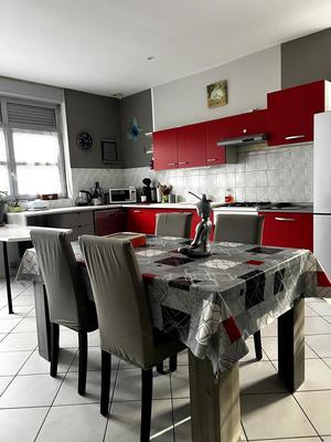 Maison - 130 m² - 8 pièces