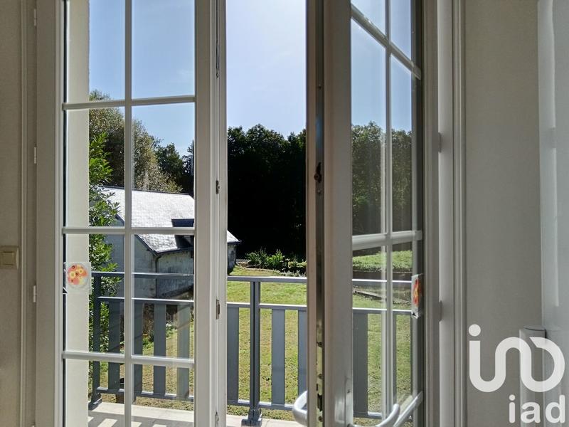 Maison - 181 m² - 7 pièces