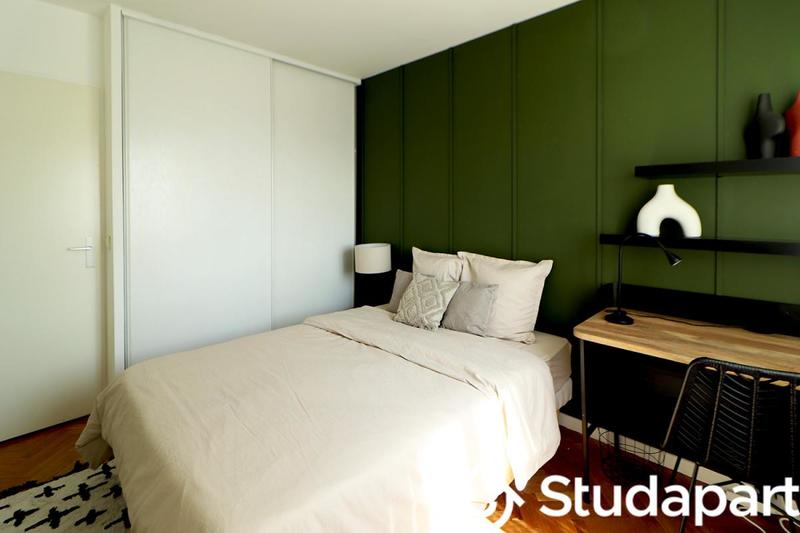 Chambre - 12 m² - 1 pièce