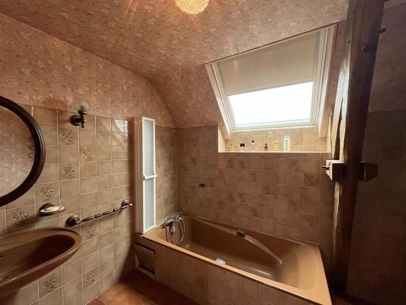 Corps de ferme - 141 m² - 5 pièces