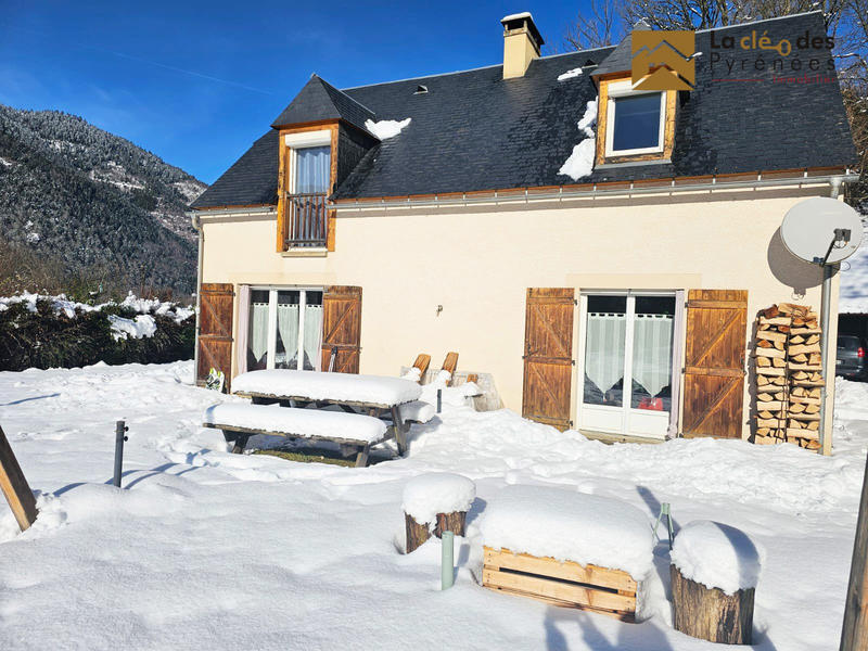 Maison - 140 m² - 6 pièces