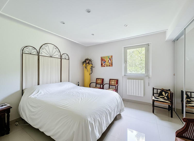 Maison ancienne - 195 m² - 5 pièces