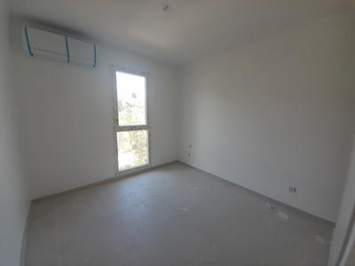 Appartement - 99 m² - 4 pièces