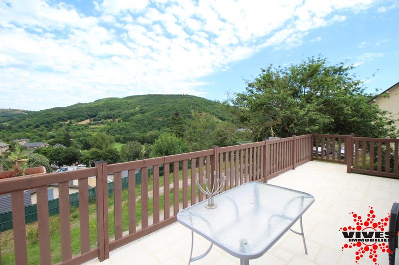 Villa - 90 m² - 4 pièces